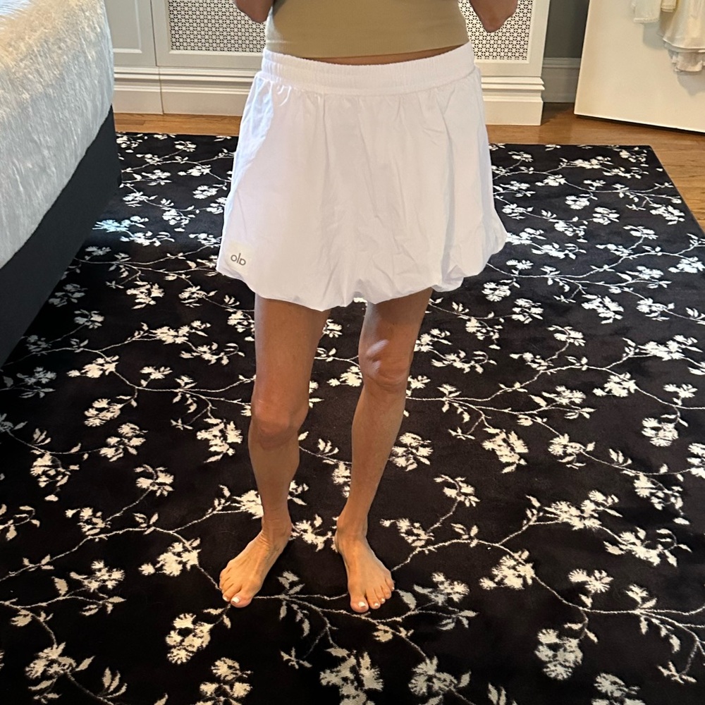 Alo Bubble skirt